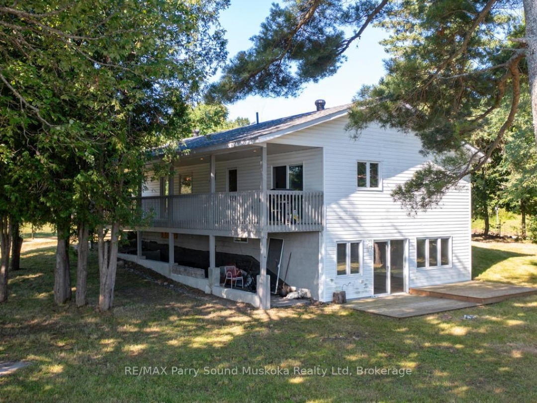 149 WILLIAM STREET, Seguin River