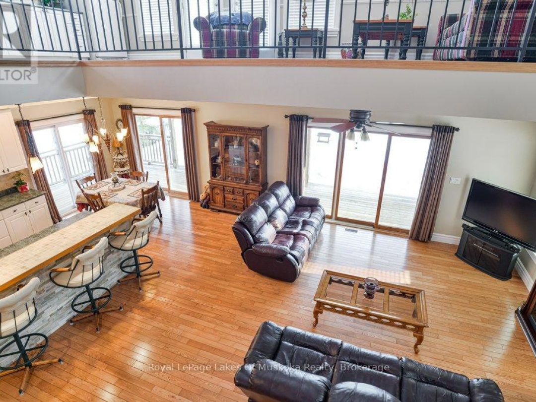 2411 HWY. 118 E. HIGHWAY, Bracebridge (Draper)