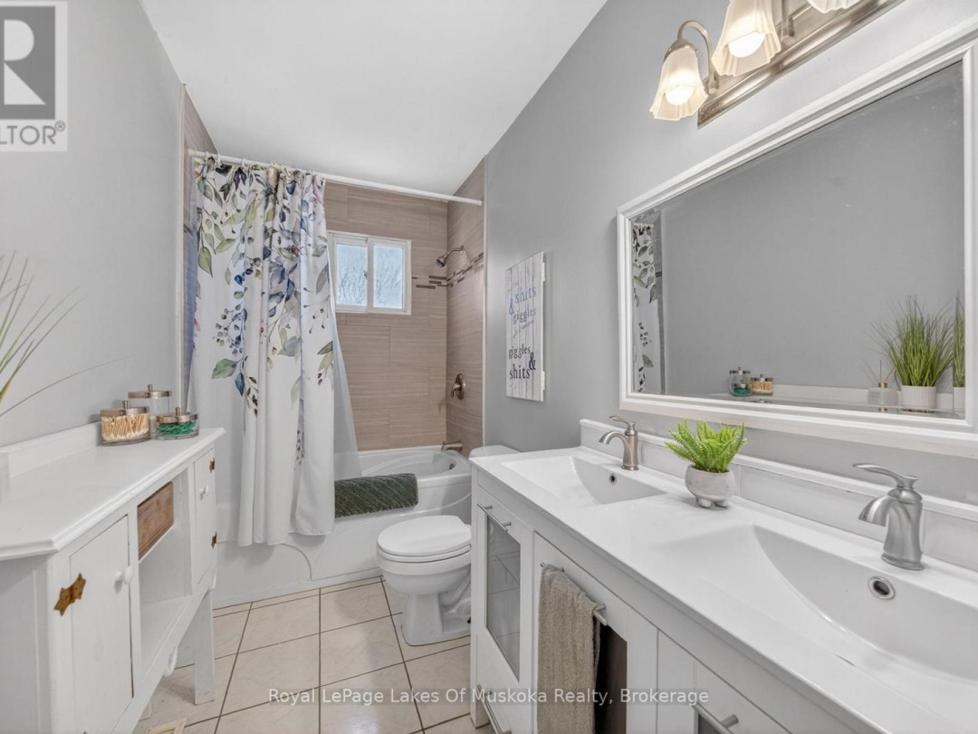 271 LAKELAND CRESCENT, Brock (Beaverton)
