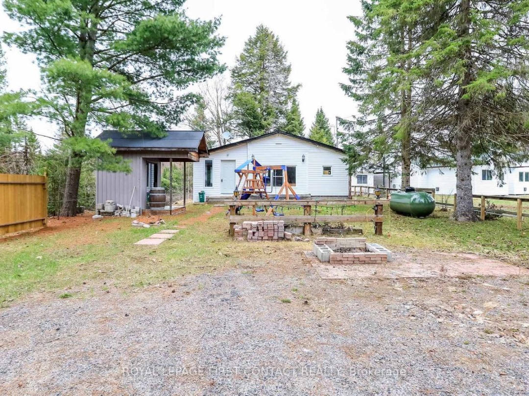 1088 COLONY ROAD, South Branch Muskoka River