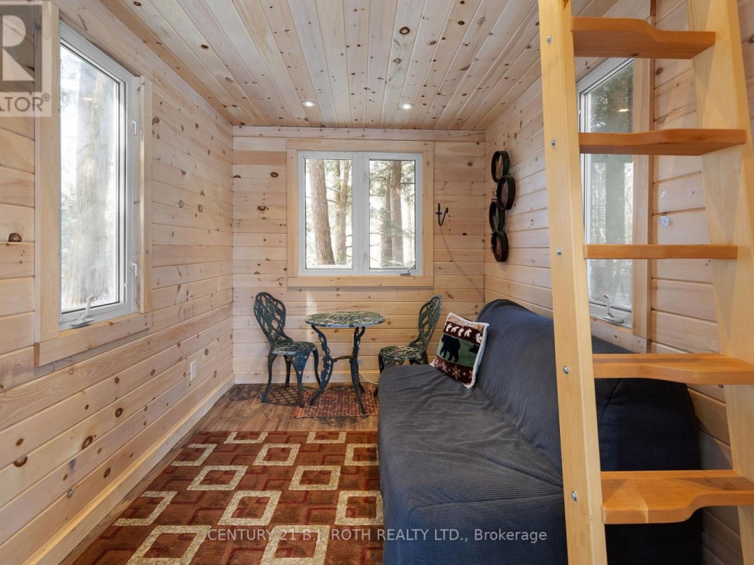 1040 ARTHUR SCHULZ ROAD, Gravenhurst (Morrison)