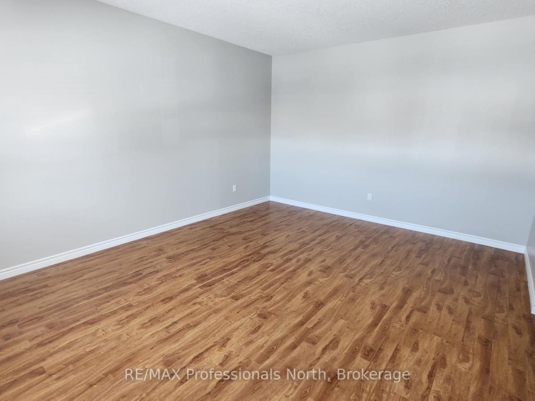 33 GOODWIN DRIVE, Huntsville (Chaffey)