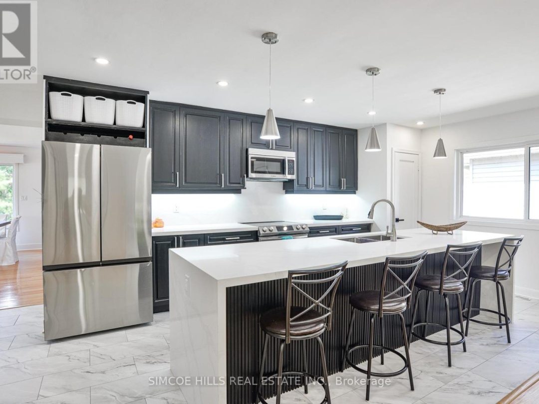 106 NORTH STREET W, 