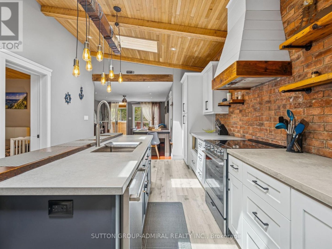 1023 KIRKPATRICK LANE, 
