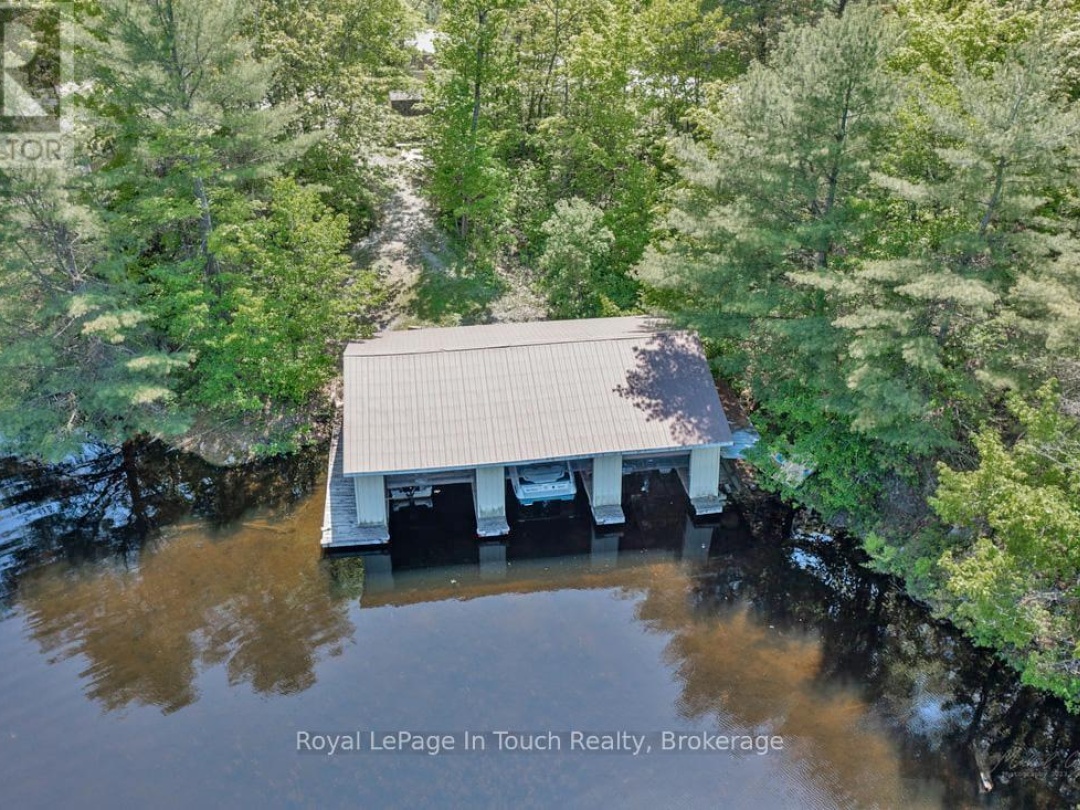 285 CROOKED BAY ROAD, Georgian Bay (Baxter)