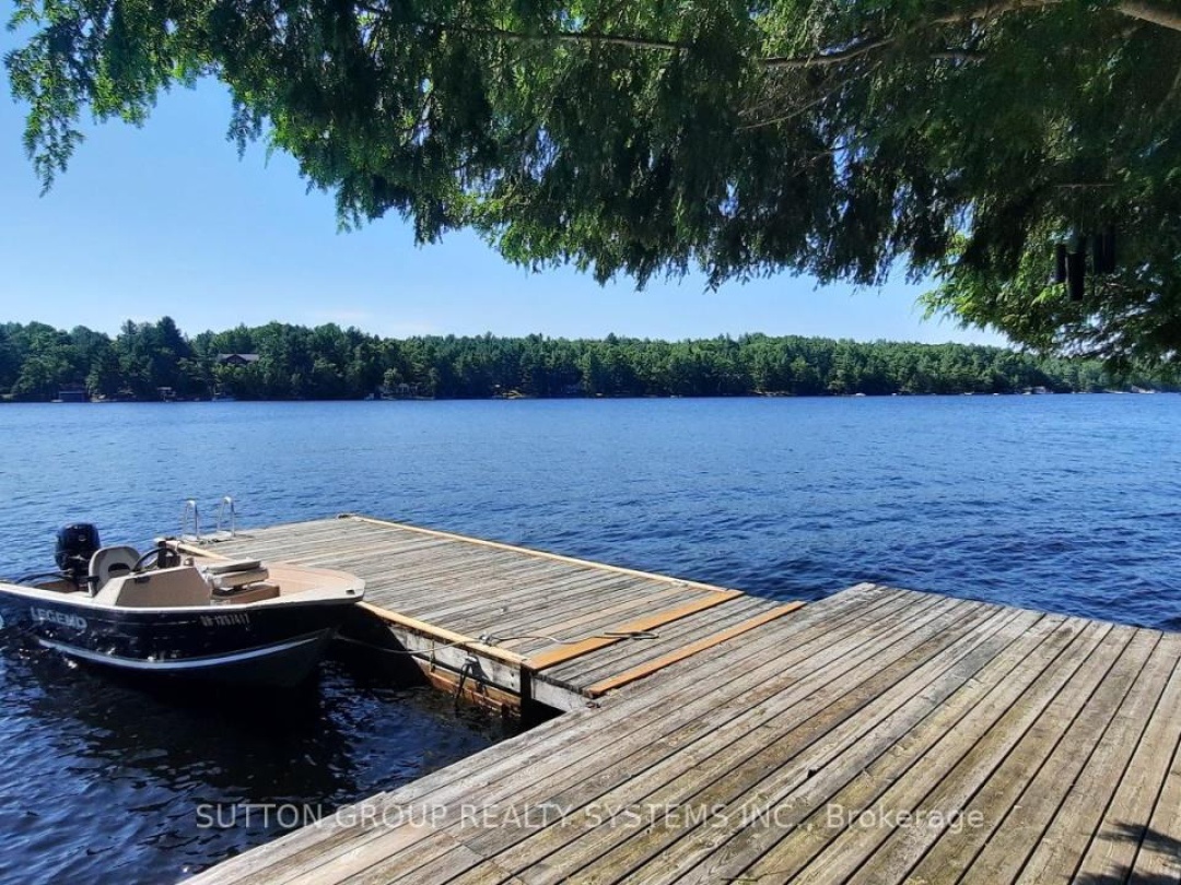 361 Healey Lake Water, Healey Lake