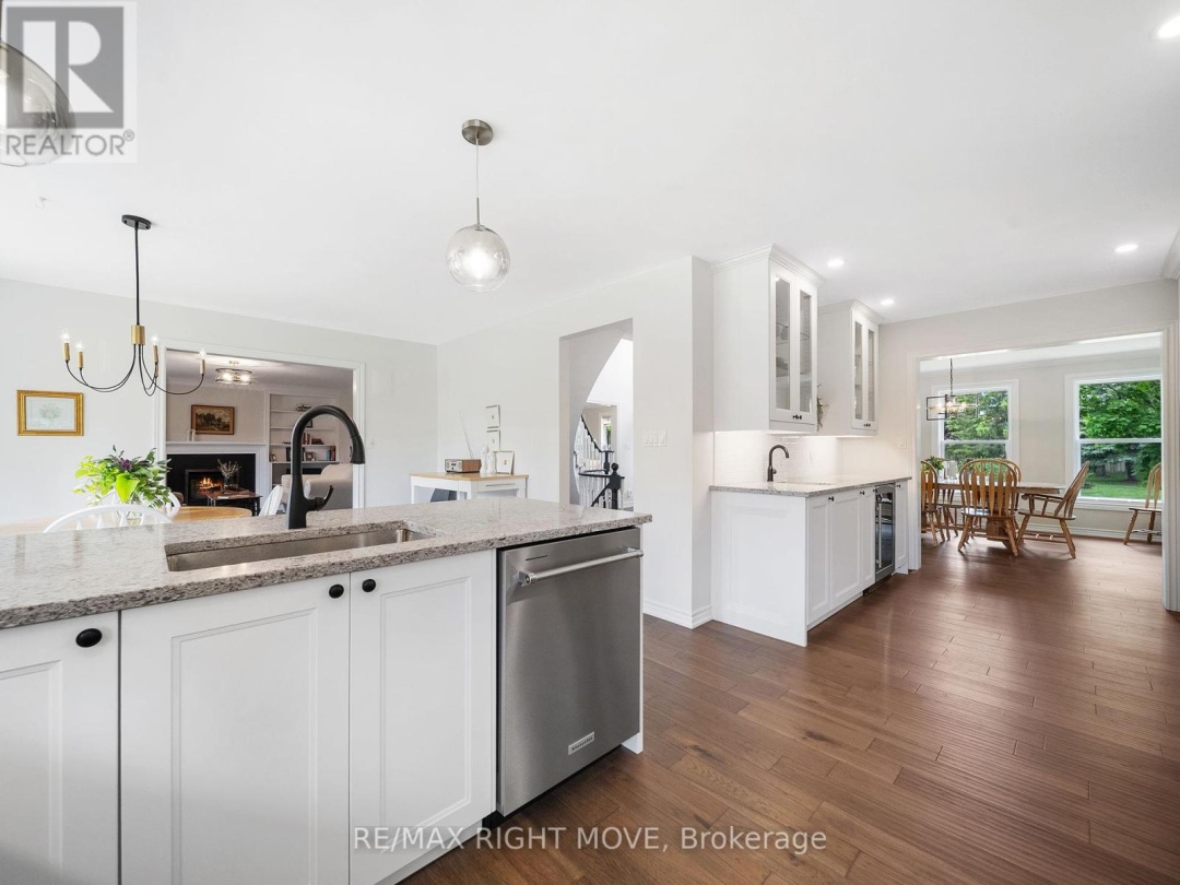 1998 VOYAGEUR CIRCLE, Severn