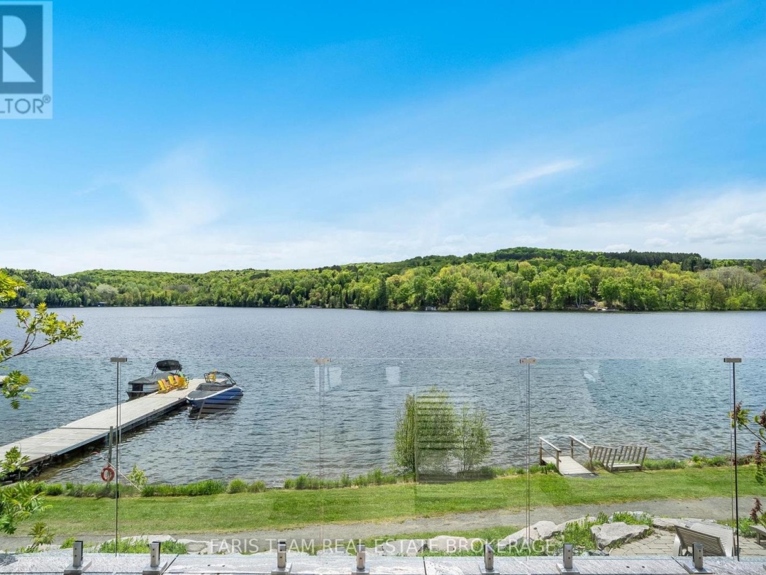 218 - 25 PEN LAKE POINT ROAD, 