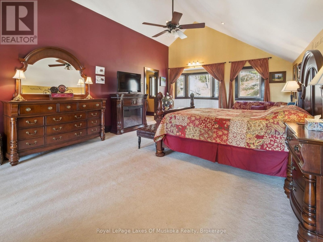 1441 CEDAR LANE, Bracebridge (Macaulay)