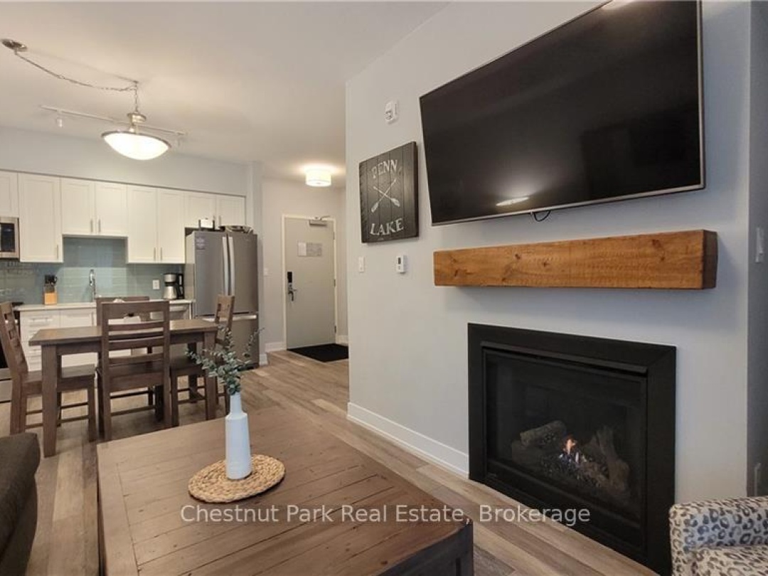 330 - 25 PEN LAKE POINT ROAD, 