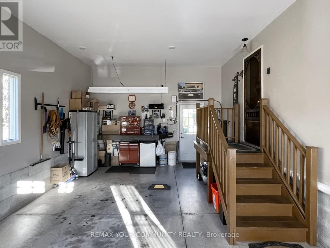 30 GRANT DRIVE, Kawartha Lakes (Oakwood)