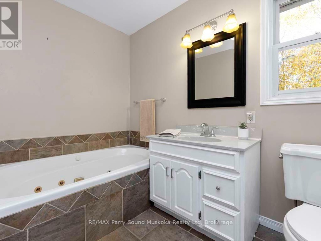 33 Humphrey Drive, Seguin (Humphrey)
