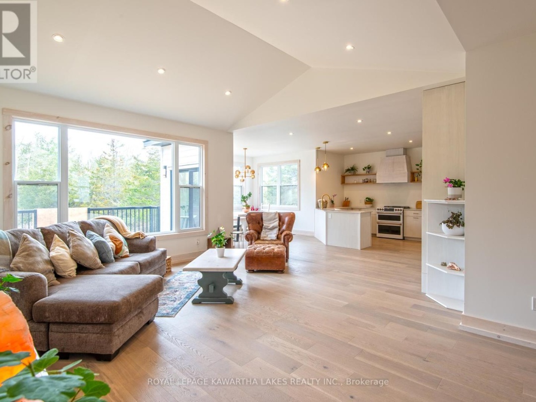 104 MOON LINE ROAD N, Trent Lakes