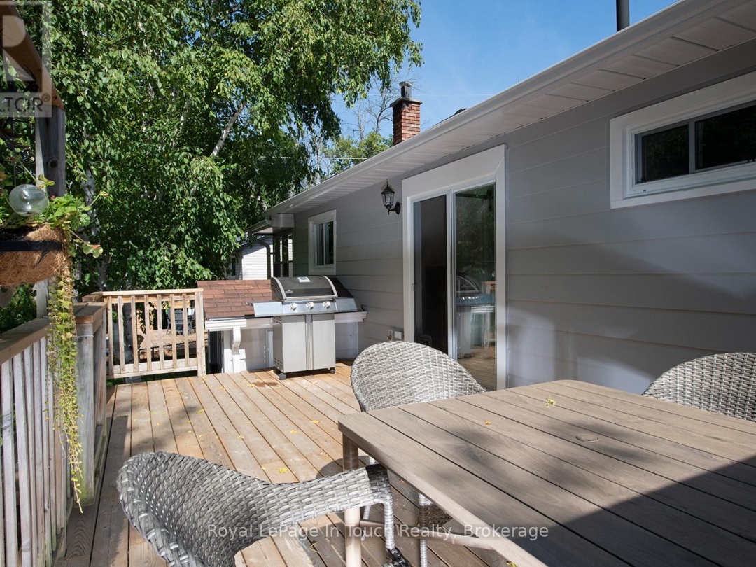 8 CYRIL MARTIN PLACE, 