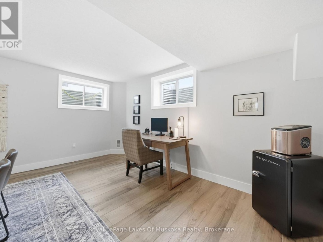 2029 ELANA DRIVE, Severn (Bass Lake)