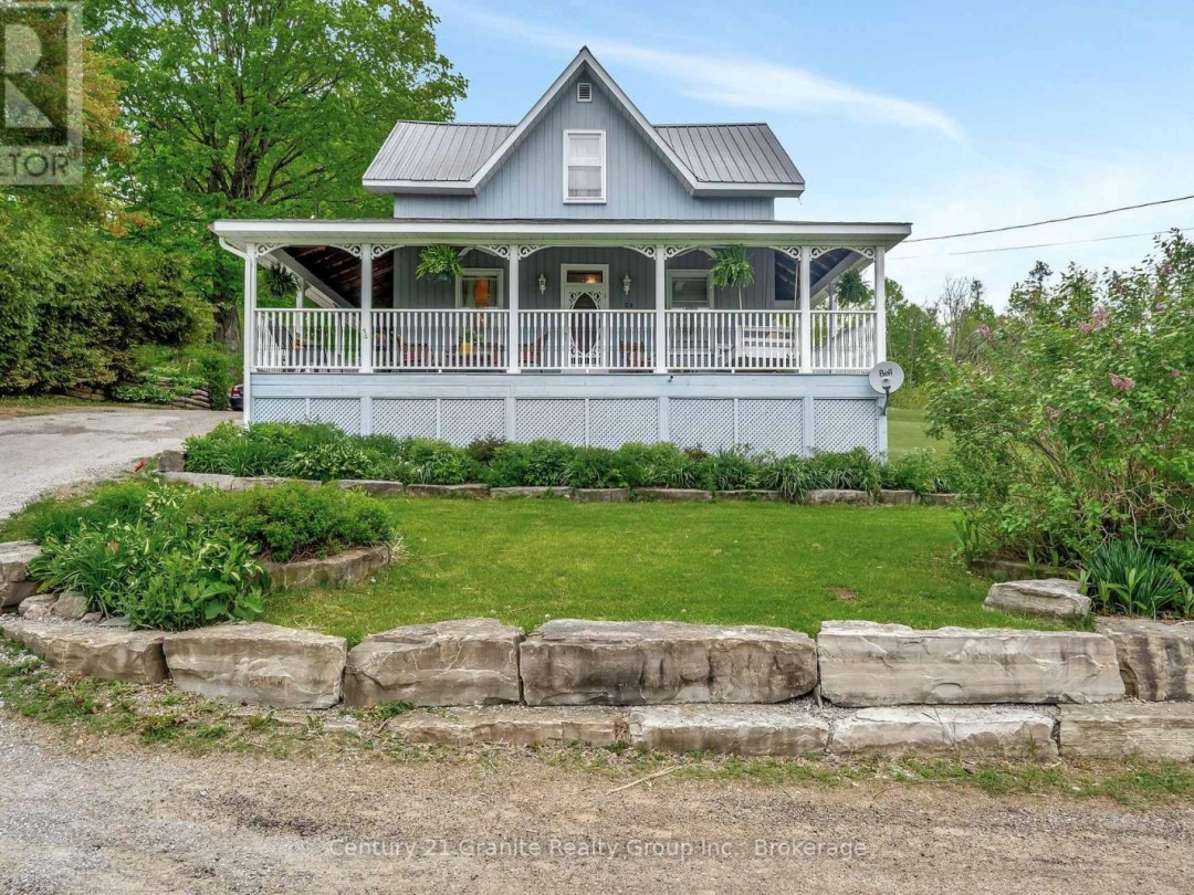 8 BEND STREET, Kawartha Lakes (Kinmount)