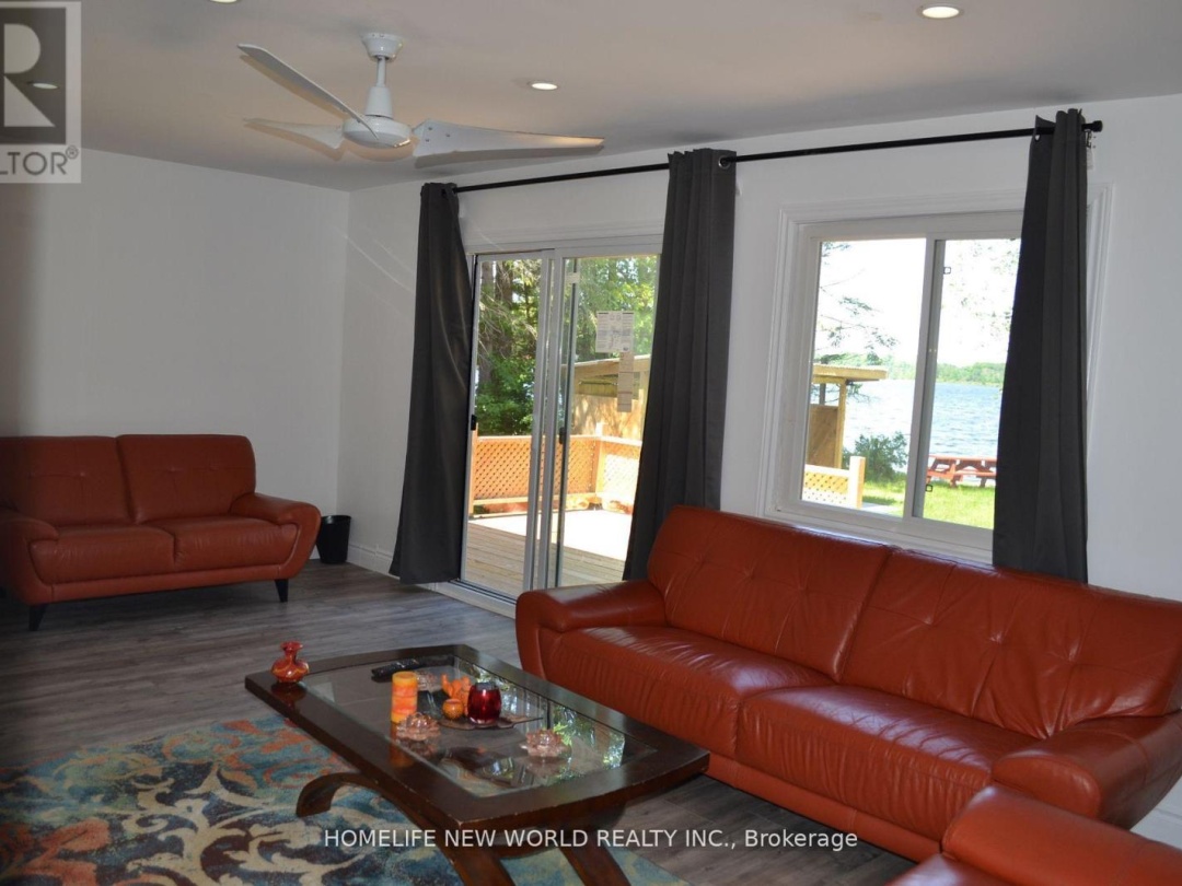 1391 PORTAGE ROAD, Mitchell Lake