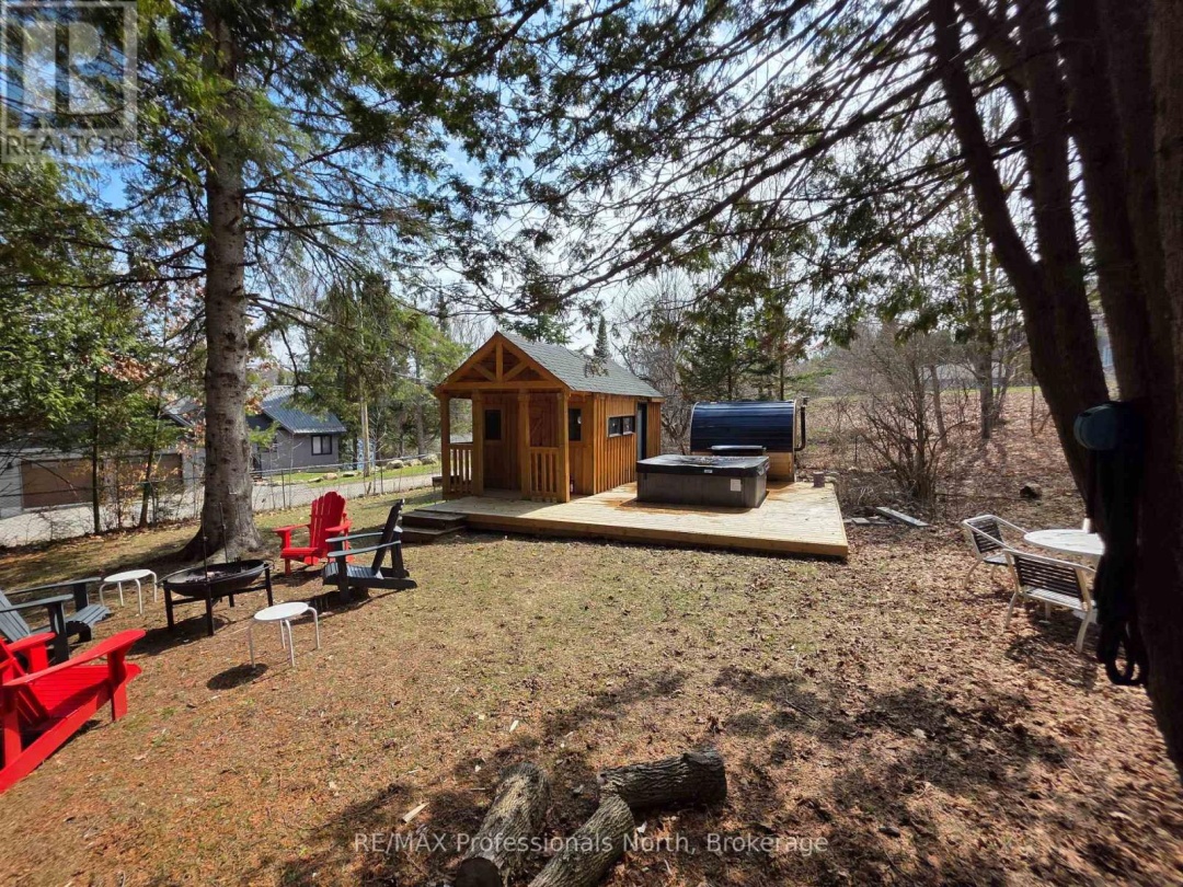 1044 SHANAHAN TRAIL, Horseshoe Lake