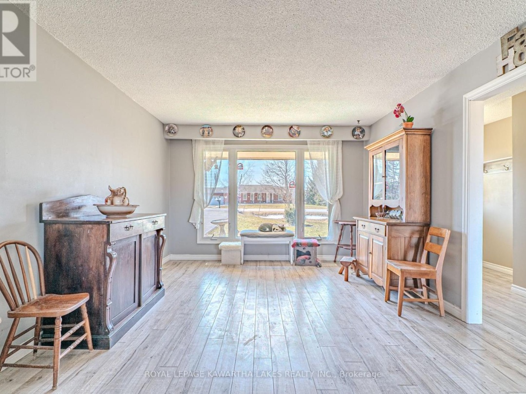 49 CRESSWELL ROAD E, Kawartha Lakes (Mariposa)