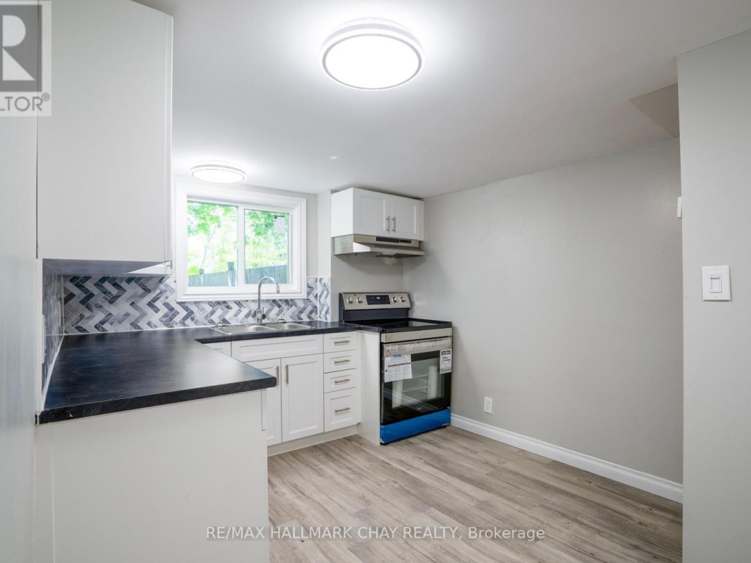 635 FIRST STREET S, Gravenhurst (Muskoka (S))