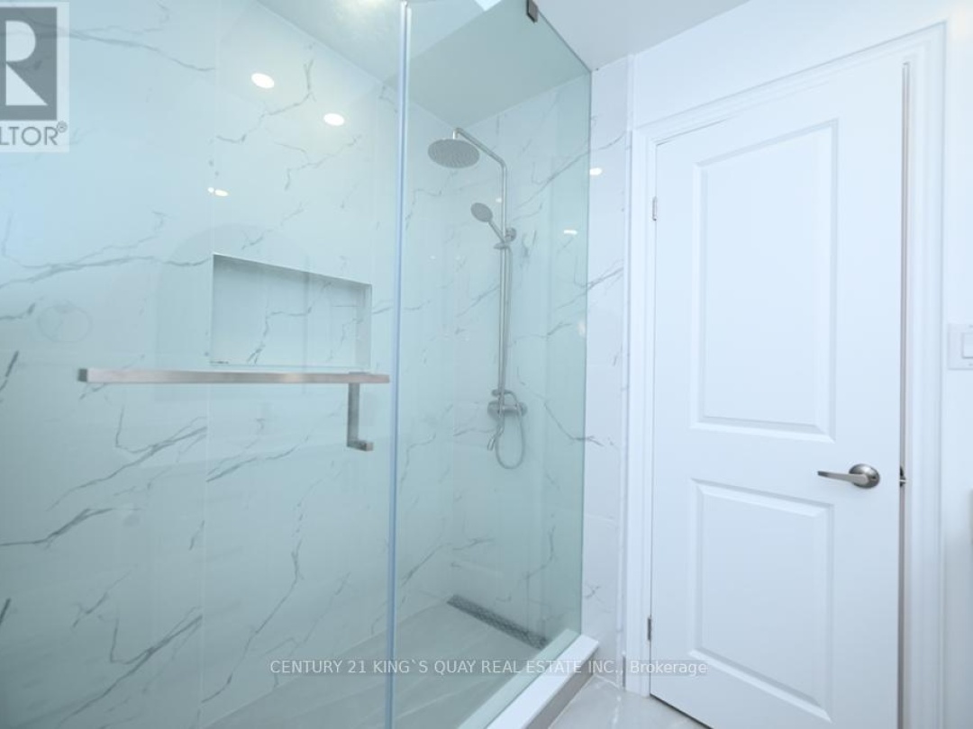 88 BAYSHORE DRIVE, Lake Simcoe
