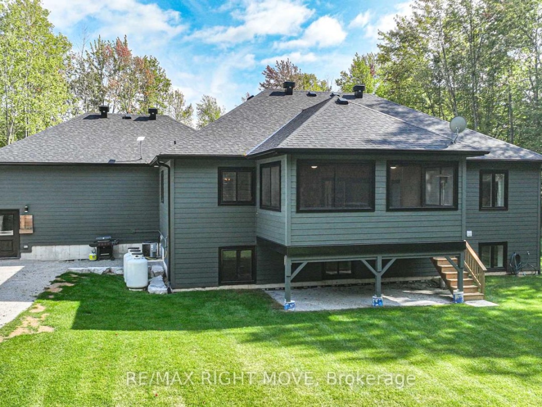 2272 Monck Road, Ramara