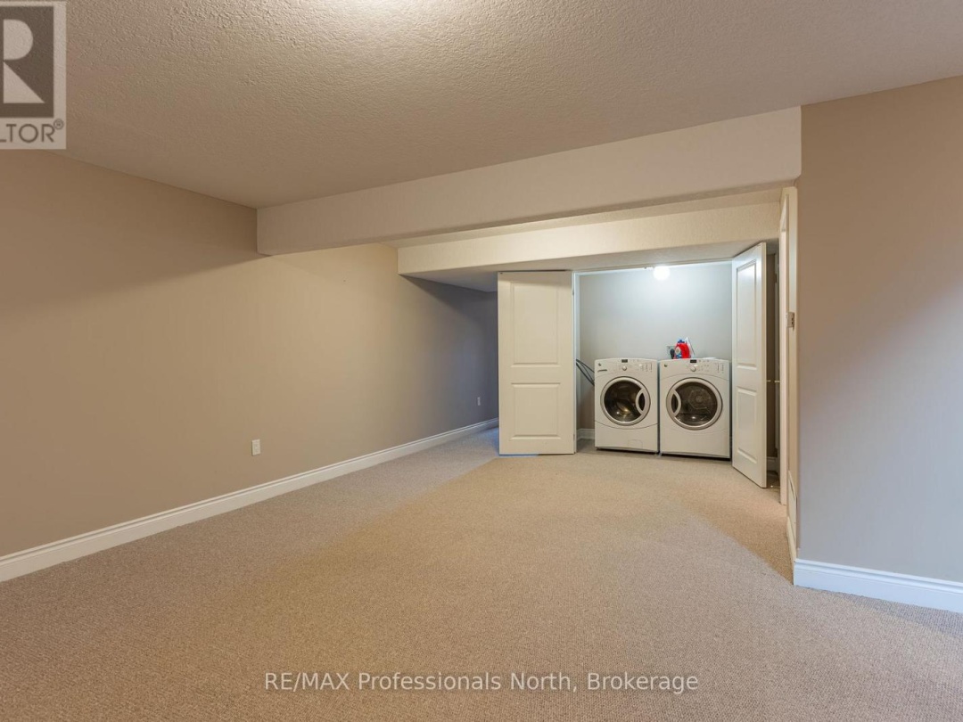 46 WEBB CIRCLE, 