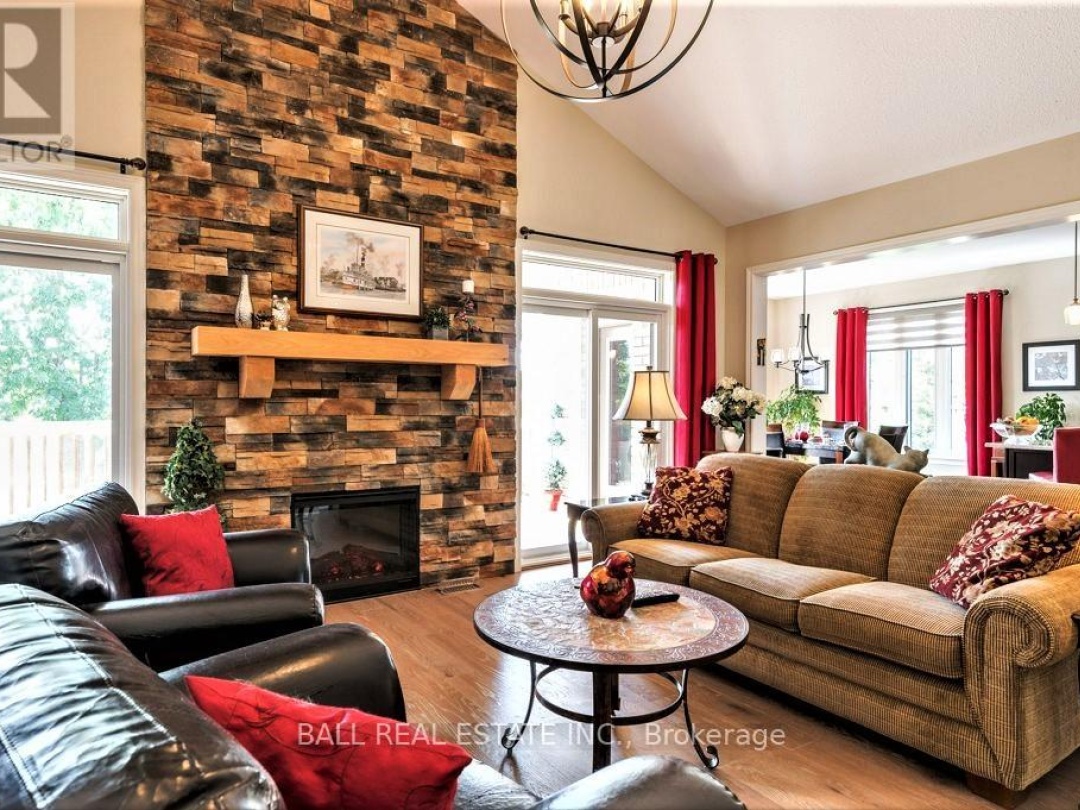 41 SOUTH HARBOUR DRIVE, 