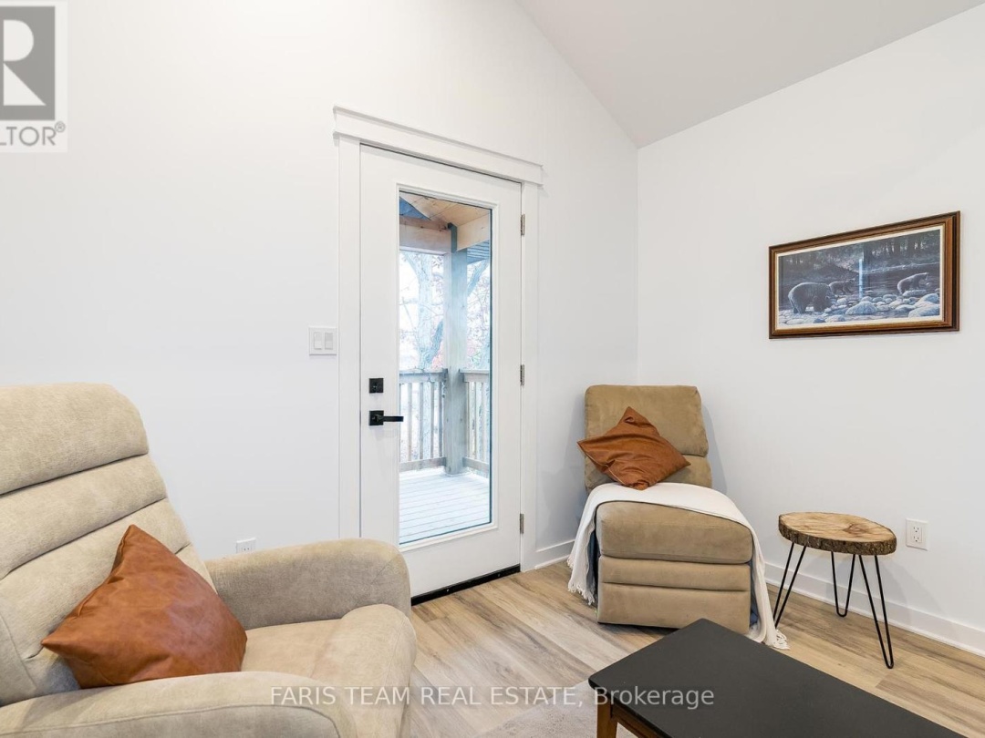 40 PORT SEVERN ROAD N, Georgian Bay (Baxter)
