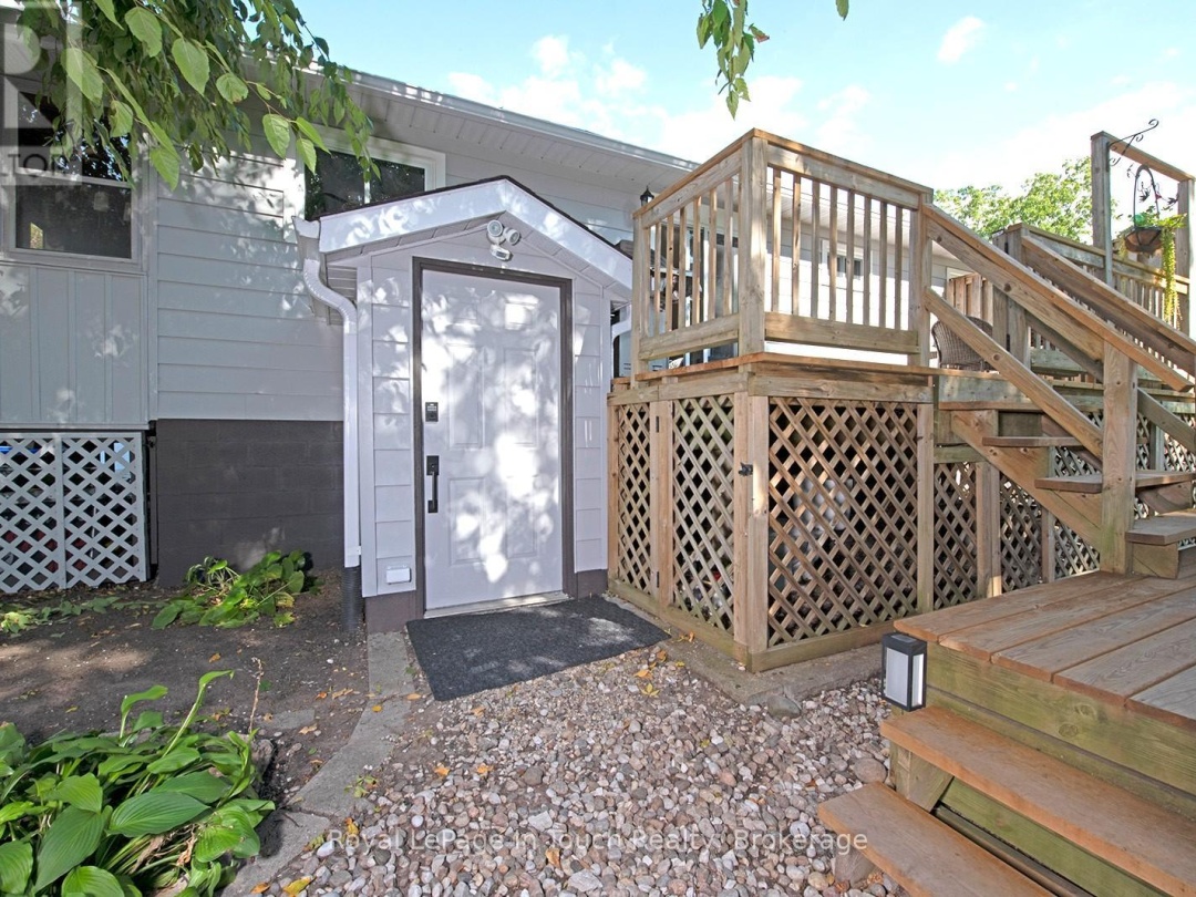 8 CYRIL MARTIN PLACE, 