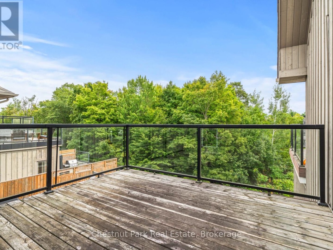 65 ROCKMOUNT CRESCENT, 
