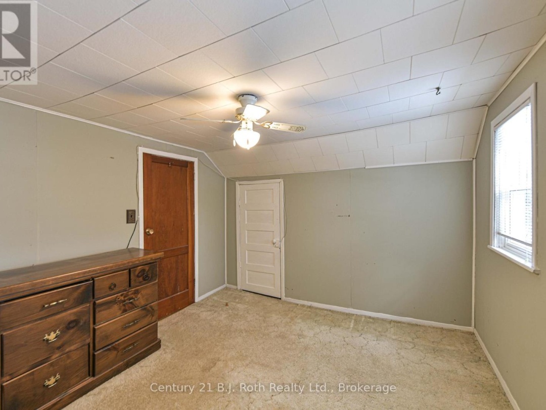 337 COLBORNE STREET W, 