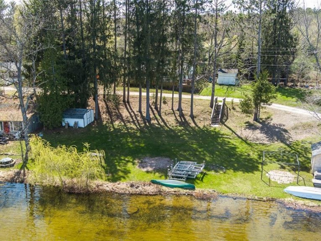 1034 Mariposa Lane, Gull Lake