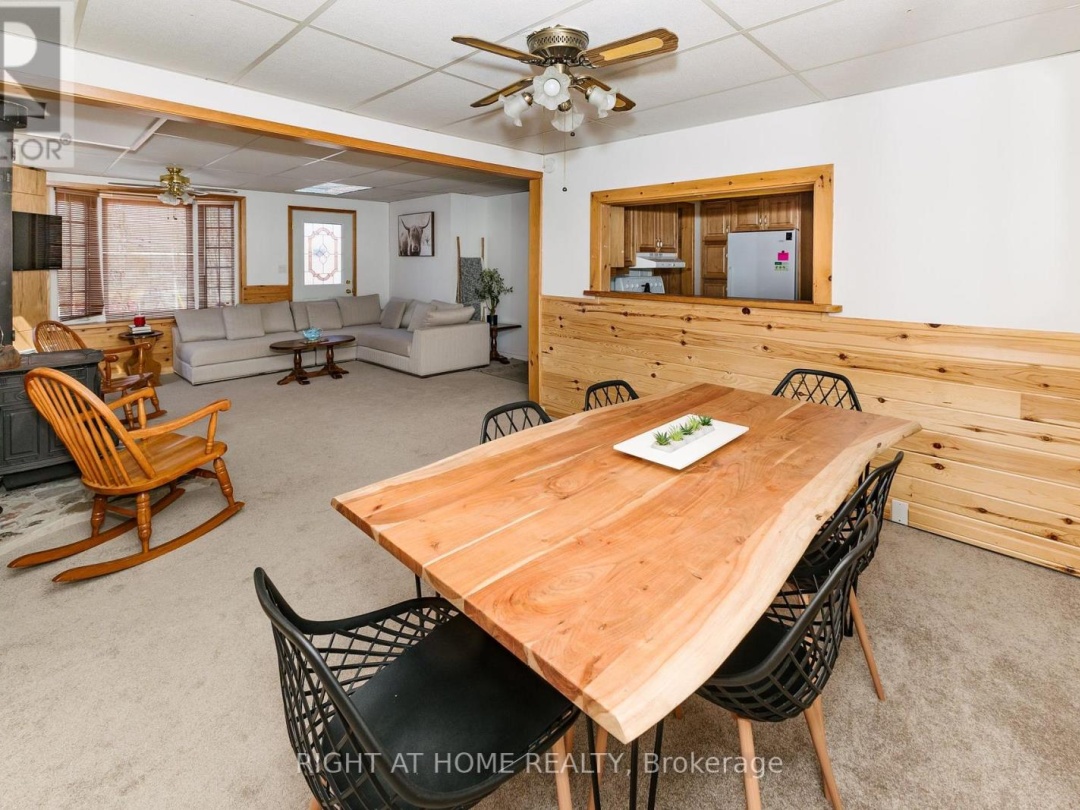 16366 HWY 35, Algonquin Highlands (Stanhope)