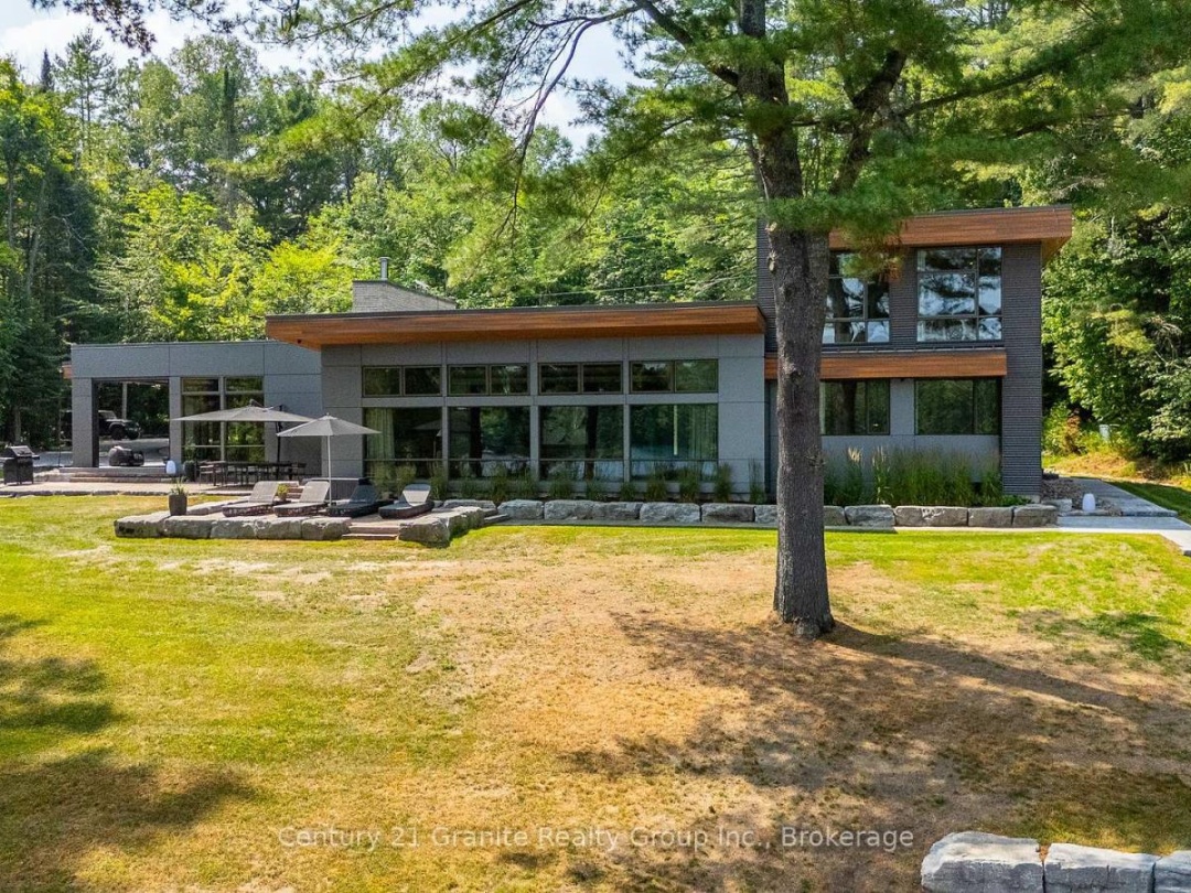 1085 GRACE ROAD, 