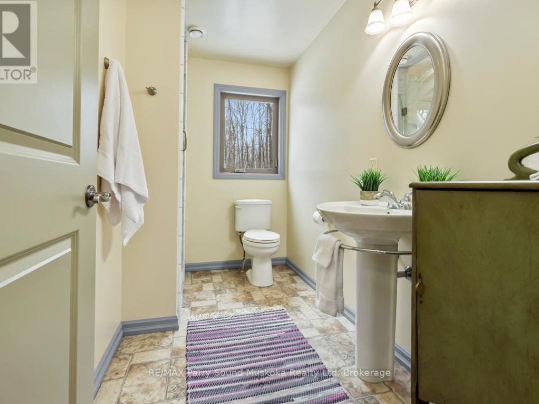 64 124 HIGHWAY, McDougall