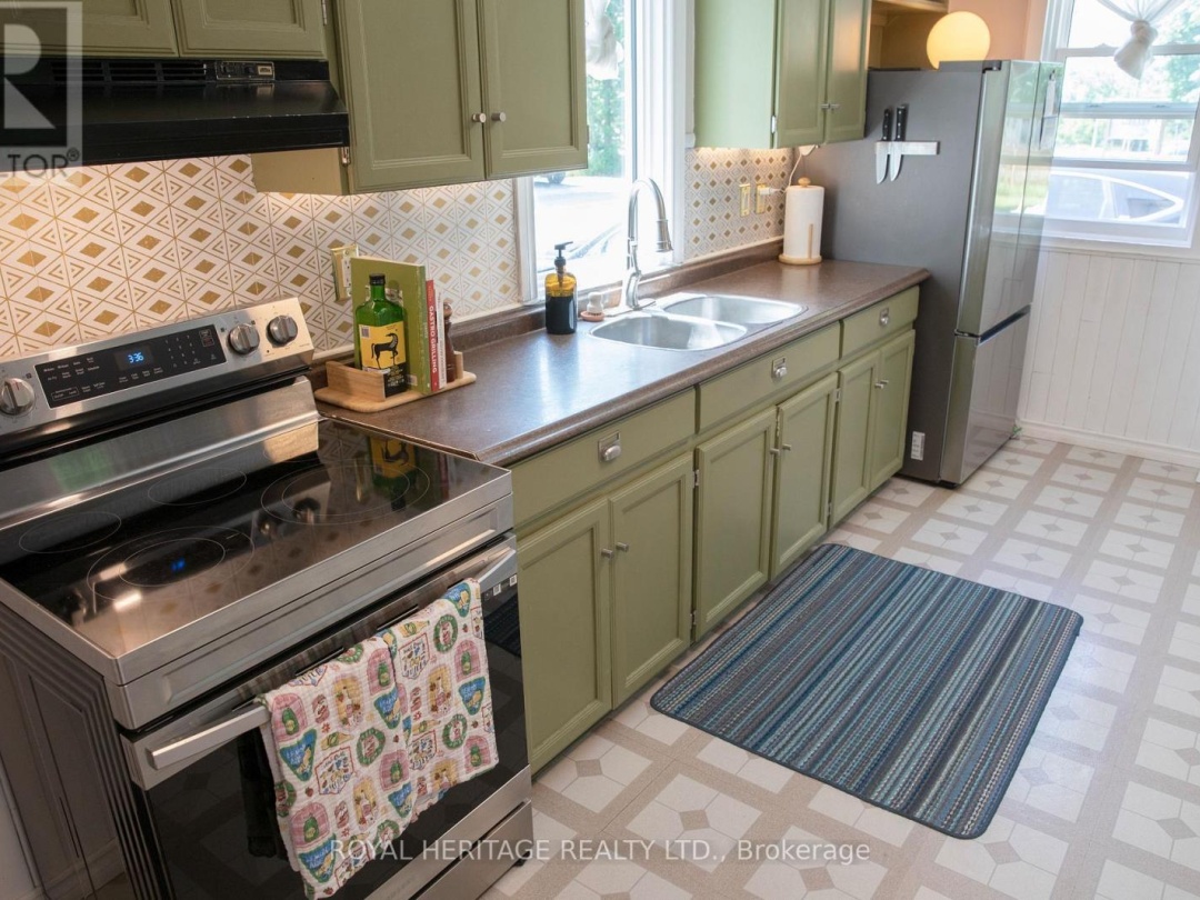 17011 SIMCOE STREET, 