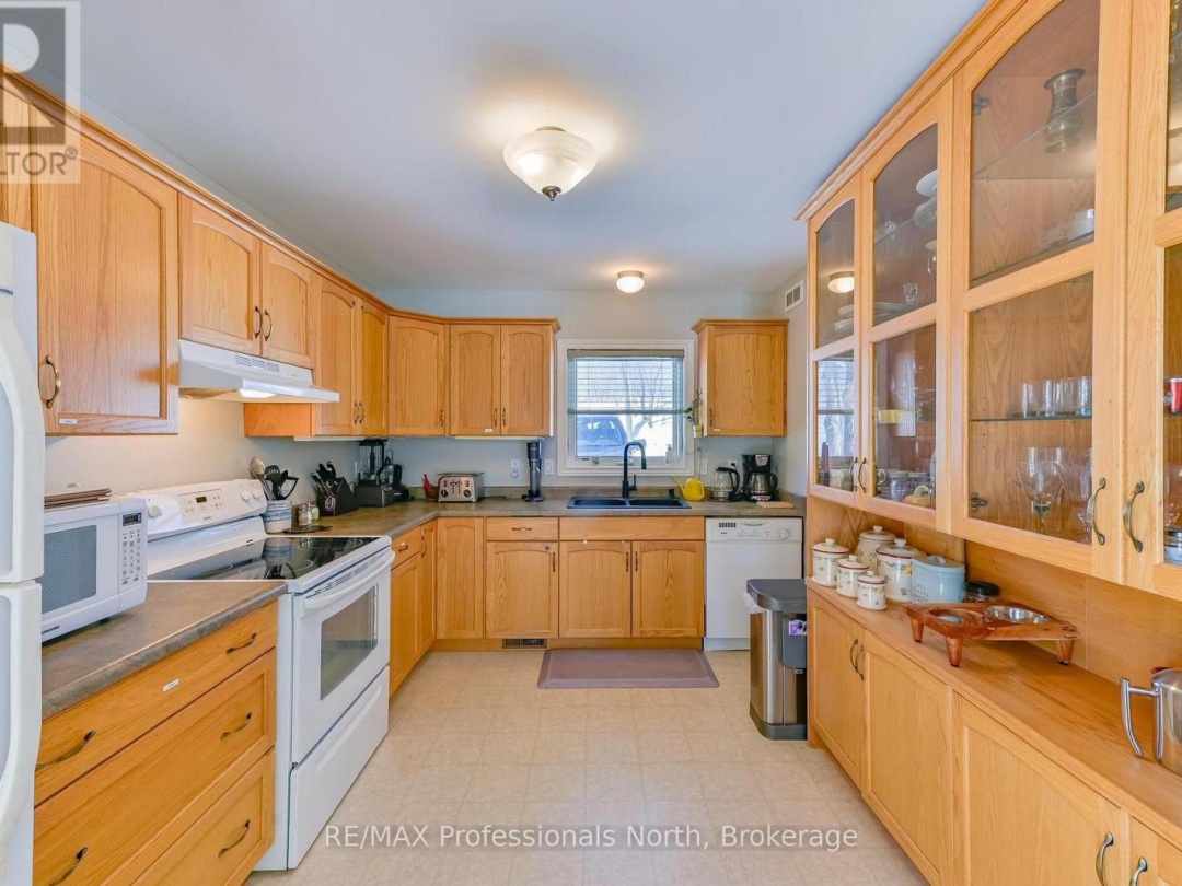 1099 SUMMER LANE, Minden Lake