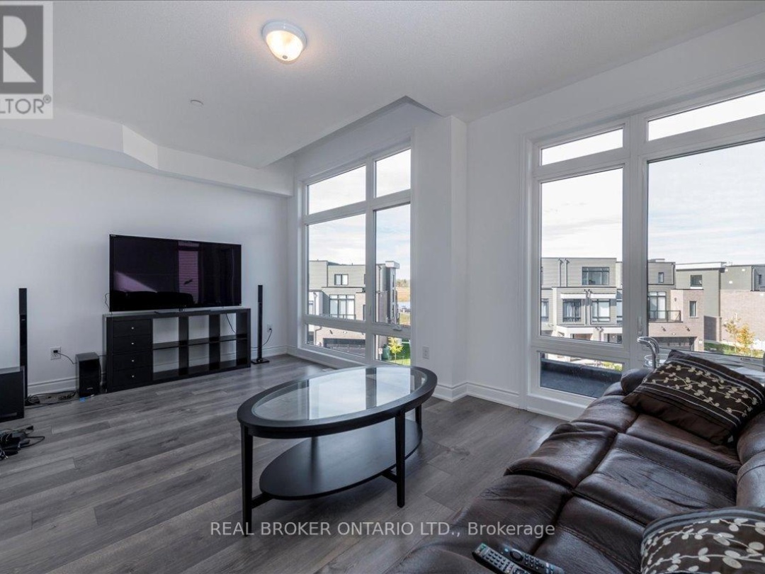 111 MARINA VILLAGE DRIVE, Georgian Bay