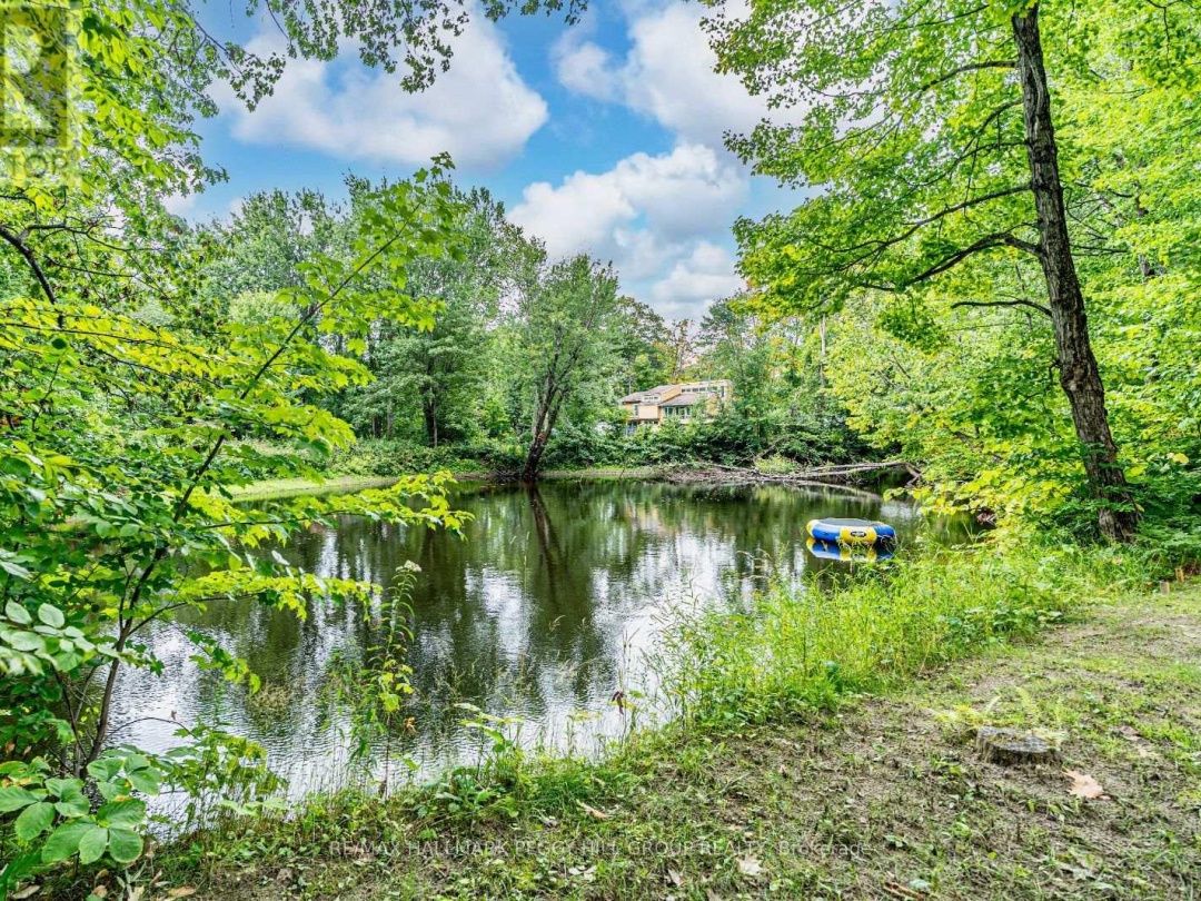 7498 ISLAND CRESCENT, 