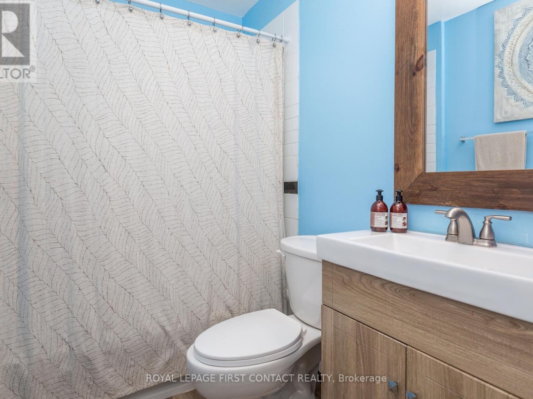 48 BRANT STREET W, 