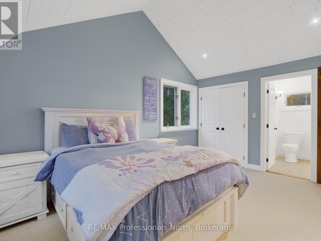 1656 MUSKOKA BEACH ROAD, Bracebridge (Muskoka (N))