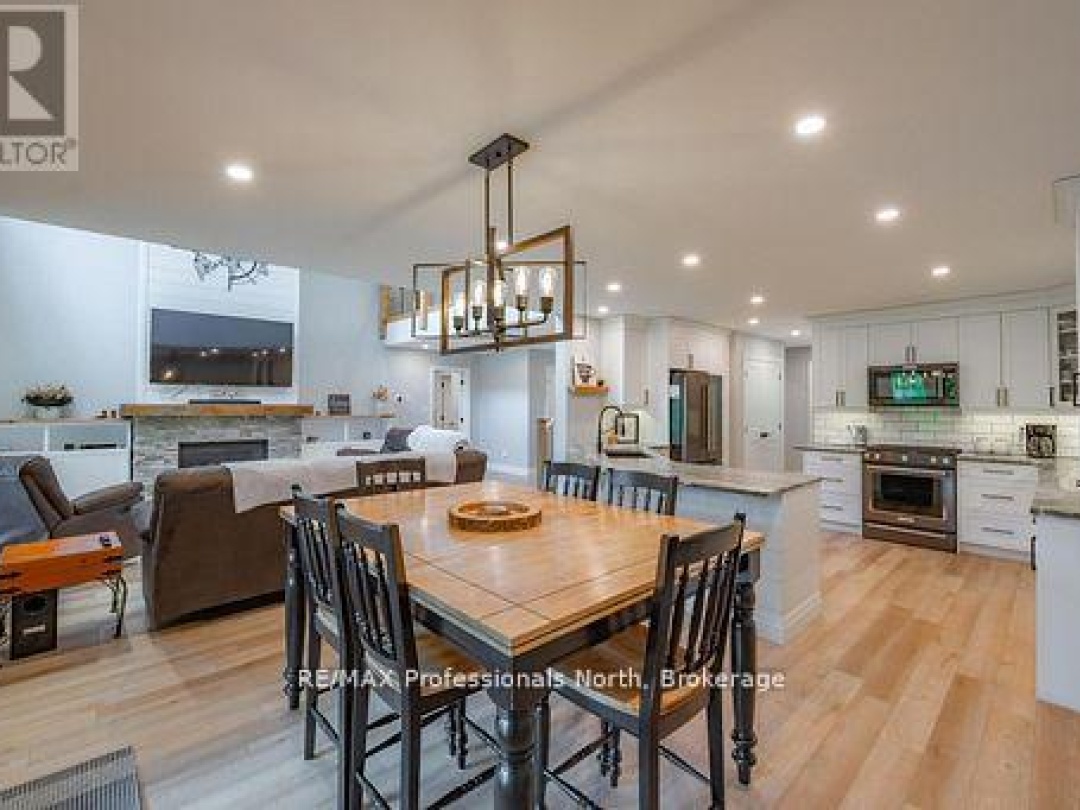 1677 HOSPITALITY ROAD, Minden Hills (Snowdon)