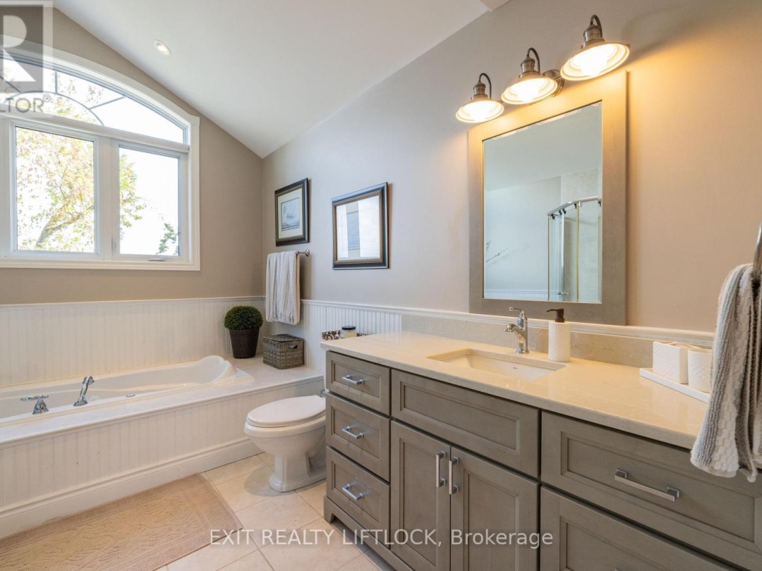 129 STINSON'S BAY ROAD, 