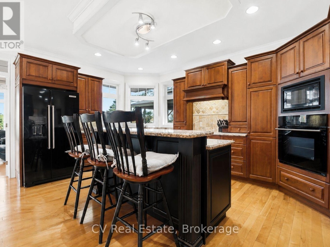 1060 S SUNSET BAY RD, Lake Muskoka