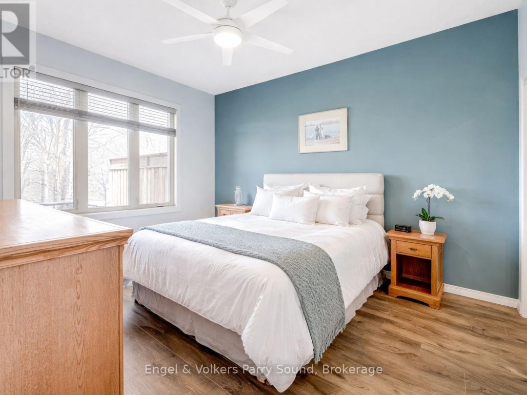 29 QUEEN STREET, Parry Sound