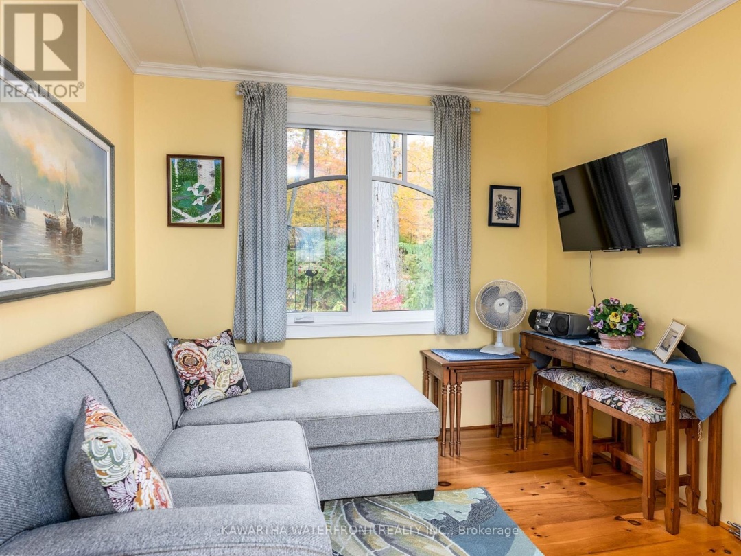 48 MAPLE AVENUE, Balsam Lake