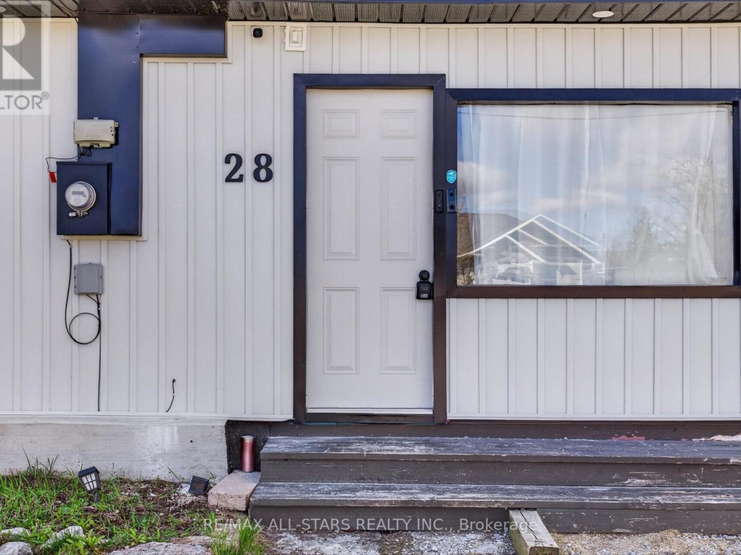 28 PRINCE STREET W, Kawartha Lakes (Bobcaygeon)