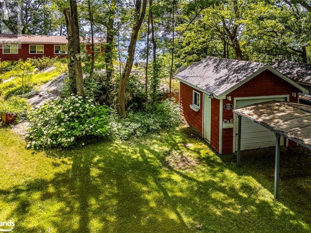 108 Sunview Lane, Georgian Bay