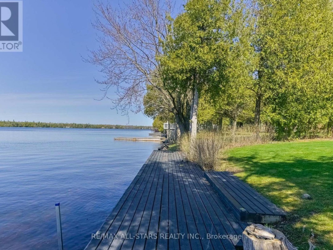 53 MEACHIN DRIVE, Sturgeon Lake
